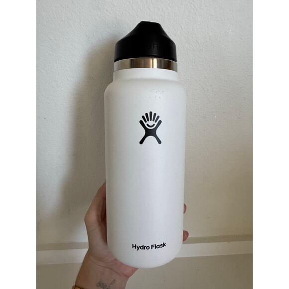 HydroFlask 32oz Temp Shield Water Bottle Flex Cap Great Condition White Tumbler - Picture 5 of 8